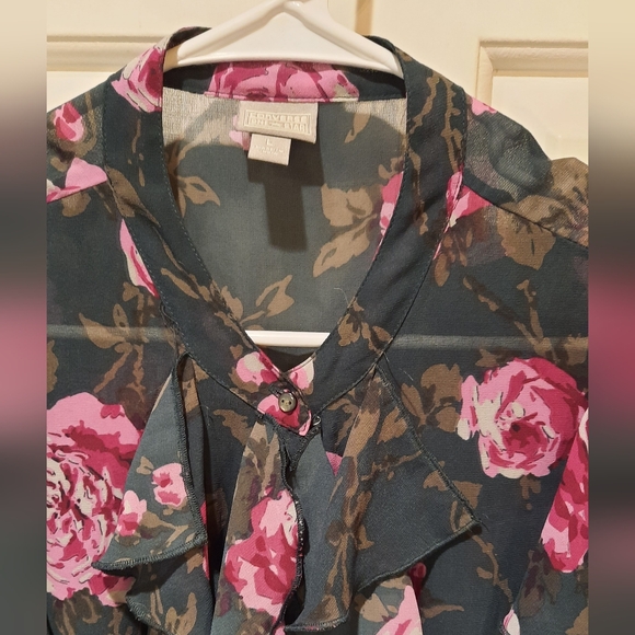 Converse One Star Blouse Womans Large Gray Floral Ruffle Button Down - Picture 5 of 12